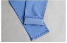 Load image into Gallery viewer, Shredded Pencil Jeans