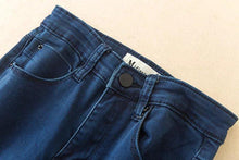 Load image into Gallery viewer, Shredded Pencil Jeans