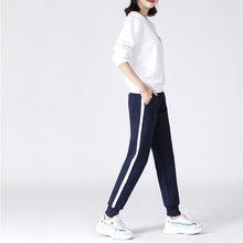 Load image into Gallery viewer, Striped Fleeced Sweatpants