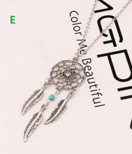 Load image into Gallery viewer, Feather Pendant Necklace