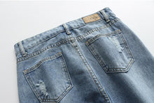 Load image into Gallery viewer, Shredded Jeans