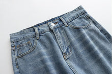 Load image into Gallery viewer, Shredded Jeans