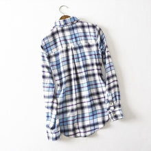 Load image into Gallery viewer, Plaid Turn-Down Collar Shirt