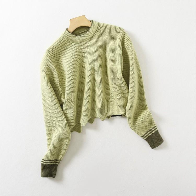Scallop Hem Wool Sweater