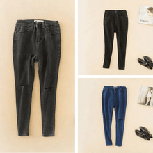 Load image into Gallery viewer, Shredded Pencil Jeans