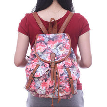Load image into Gallery viewer, Floral Backpack
