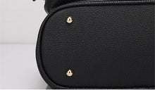 Load image into Gallery viewer, Multipocket Backpack