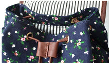 Load image into Gallery viewer, Multipocket Backpack