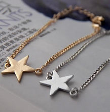Load image into Gallery viewer, 2 Piece Set Moon &amp; Star Bracelet (2 Colors)
