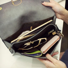 Load image into Gallery viewer, Envelope Crossbody Bag