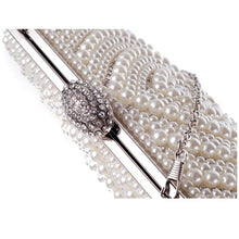 Load image into Gallery viewer, Evening Clutch With Pearls