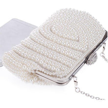 Load image into Gallery viewer, Evening Clutch With Pearls