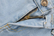 Load image into Gallery viewer, Shredded Jeans