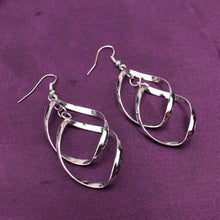 Load image into Gallery viewer, Elegant Dangling Earrings