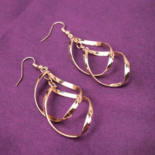 Load image into Gallery viewer, Elegant Dangling Earrings