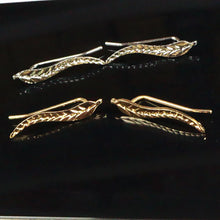 Load image into Gallery viewer, Leaf Earrings