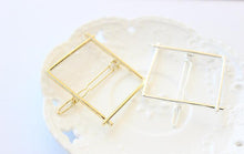 Load image into Gallery viewer, Square Hair Clips (2 Colors)