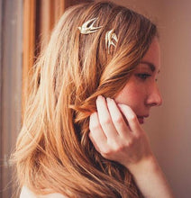 Load image into Gallery viewer, Swallow Hair Clips (2 Colors)