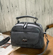 Load image into Gallery viewer, Fashion Carrier Bag