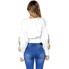 Load image into Gallery viewer, Floral Crop Sweatshirt