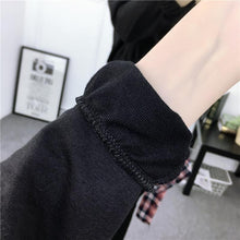 Load image into Gallery viewer, Long Sleeve Round Neck Crop Sweatshirt