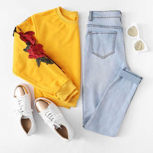 Load image into Gallery viewer, Rose Applique Sweatshirt