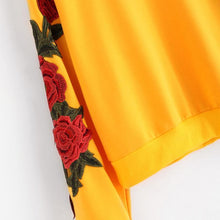 Load image into Gallery viewer, Rose Applique Sweatshirt