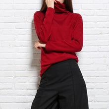 Load image into Gallery viewer, Scarf Collar Sweatshirt