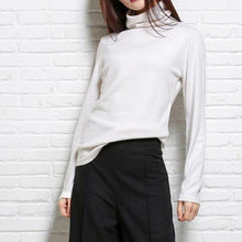 Load image into Gallery viewer, Scarf Collar Sweatshirt