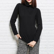 Load image into Gallery viewer, Scarf Collar Sweatshirt