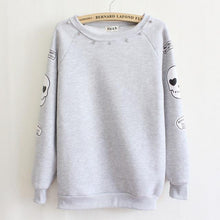 Load image into Gallery viewer, Skull Print Sweatshirt (2 Colors)