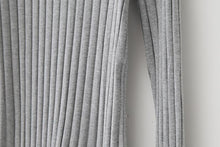 Load image into Gallery viewer, Solid Long Sleeve Shirt