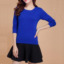 Load image into Gallery viewer, Solid Wool Sweater
