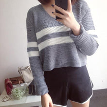 Load image into Gallery viewer, Striped Crop knitted Sweater