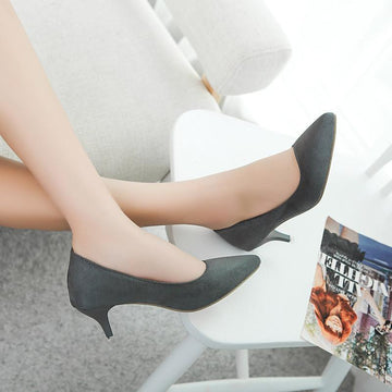 Low Grey Pumps