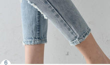 Load image into Gallery viewer, Beat Up Jeans