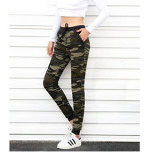 Load image into Gallery viewer, Camouflage Sweatpants