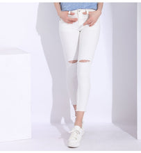 Load image into Gallery viewer, Shredded Slim Jeans