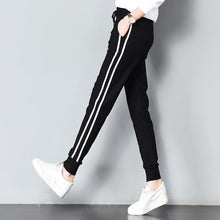 Load image into Gallery viewer, Striped Sweatpants