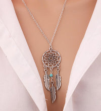 Load image into Gallery viewer, Feather Pendant Necklace