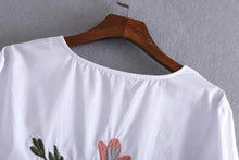 Load image into Gallery viewer, Floral &amp; Bow Tie Blouse