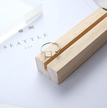 Load image into Gallery viewer, Geometric Ring