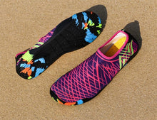 Load image into Gallery viewer, Quick Dry Walking Sneaker