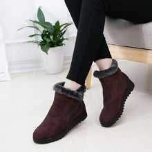 Load image into Gallery viewer, Fluffy Snow Boots