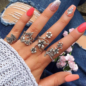 Floral Rings Set