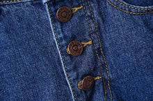 Load image into Gallery viewer, Shredded Denim Shorts