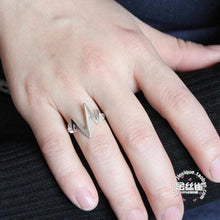 Load image into Gallery viewer, Lightning/Heartbeat Rings (3 Colors)