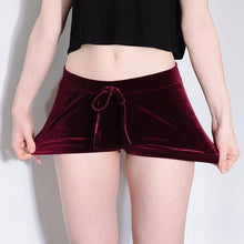 Load image into Gallery viewer, Satin Velvet Shorts