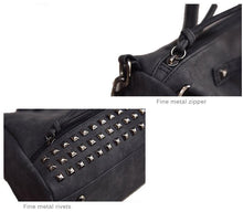 Load image into Gallery viewer, Handbag with Ball