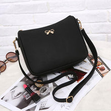 Load image into Gallery viewer, Shoulder Bag